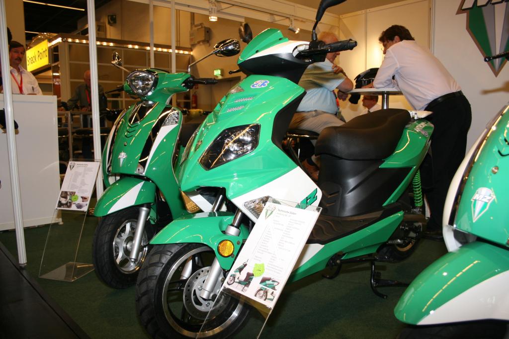 Intermot 2010: Die Steckdose siegt