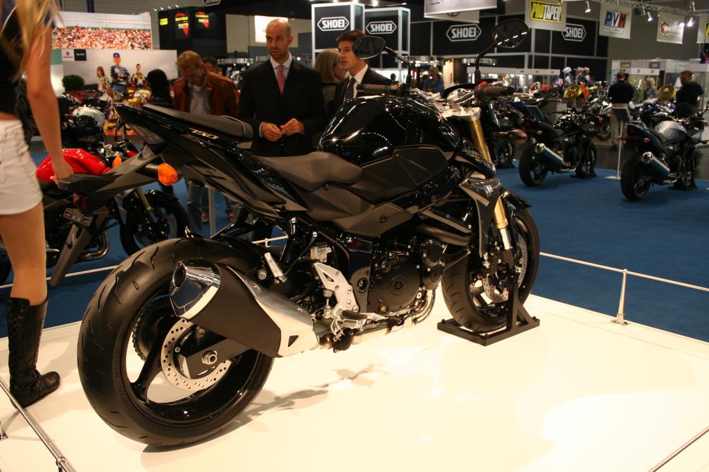 Intermot 2010: Suzuki präsentiert GSR 750