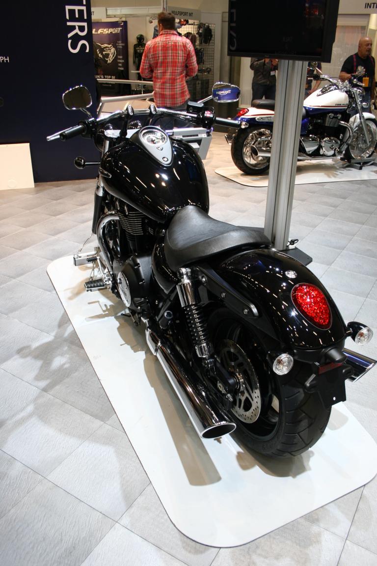 Intermot 2010: Triumph legt Thunderbird Storm auf