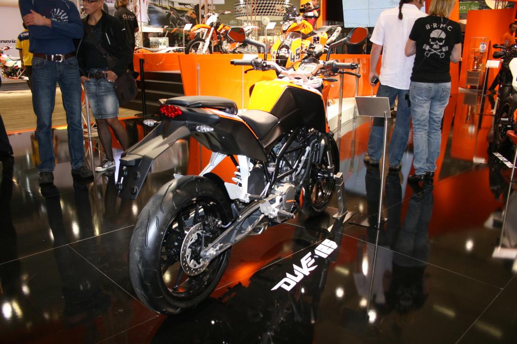 Intermot 2010. Premiere für die KTM 125 Duke