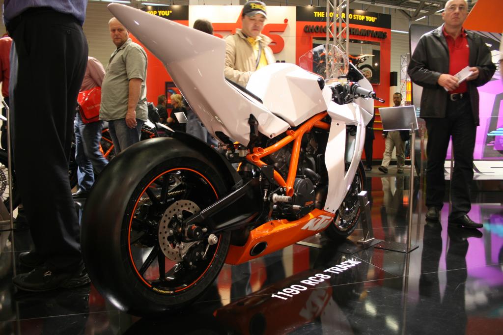 KTM 1190 RC8 Track.
