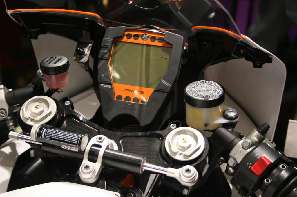 KTM 1190 RC8 Track.