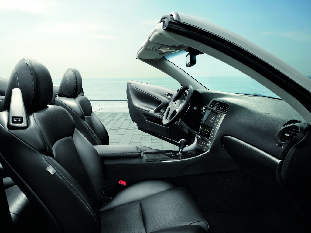 Lexus IS 250 C - Offener Ruhebereich