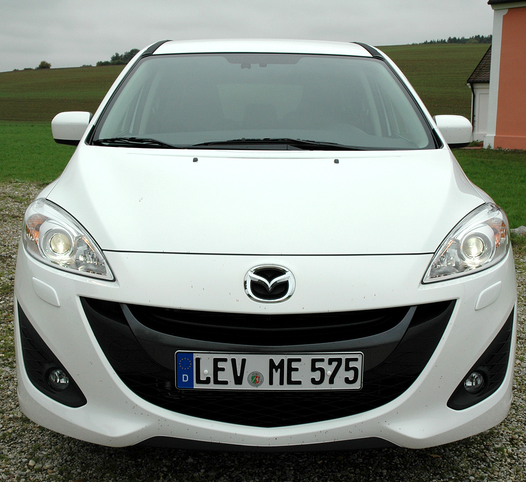 Mazda5: Blick auf die Frontpartie. 