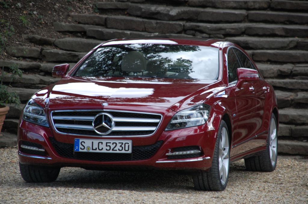 Mehr Emotion, mehr Dynamik, mehr Design - die neue Generation des Mercedes Benz CLS