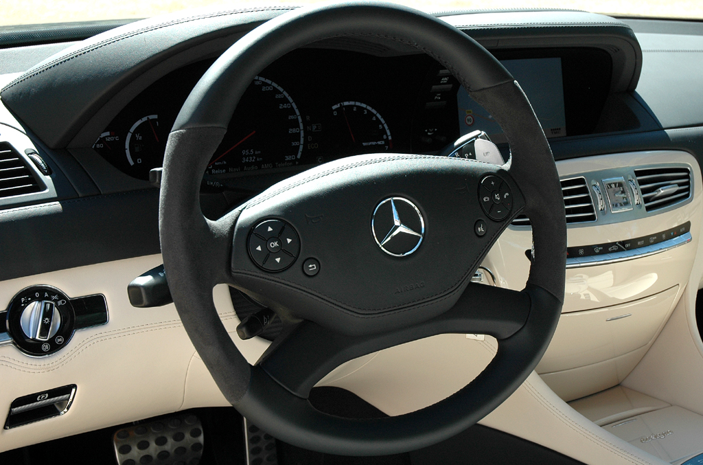 Mercedes AMG: Blick ins elegante 