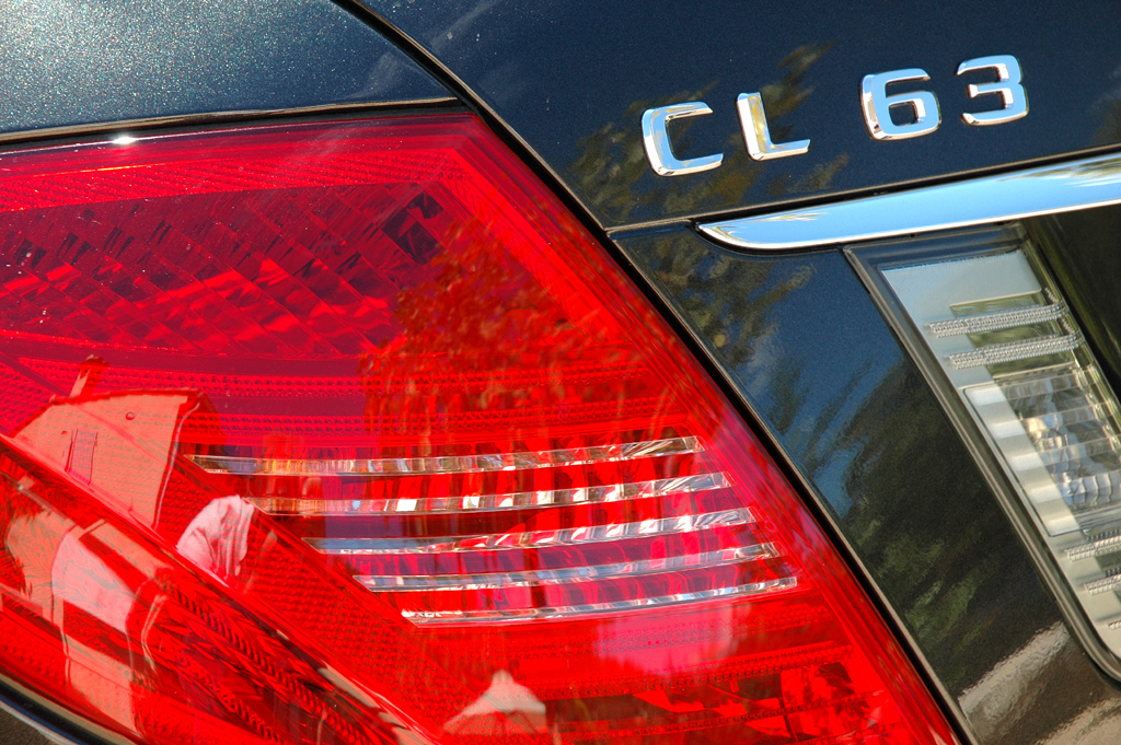 Mercedes AMG: Moderne Leuchteinheit hinten mit Modellschriftzug. 