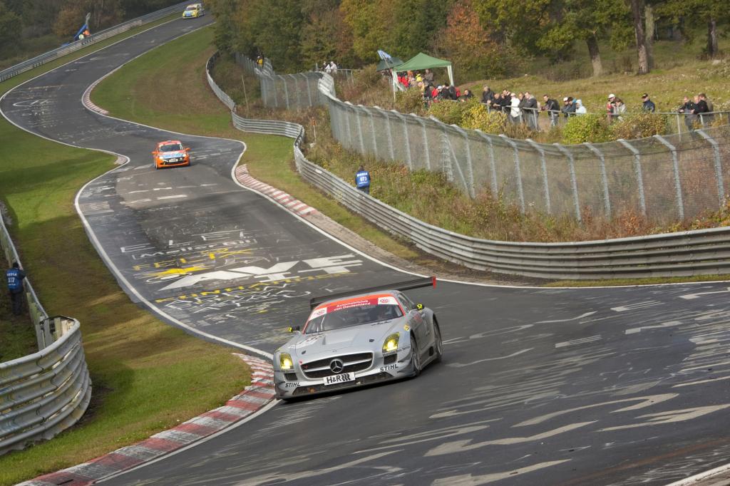 Mercedes-Benz SLS AMG GT3 beim 9. VLN-Lauf auf dem Nürburgring