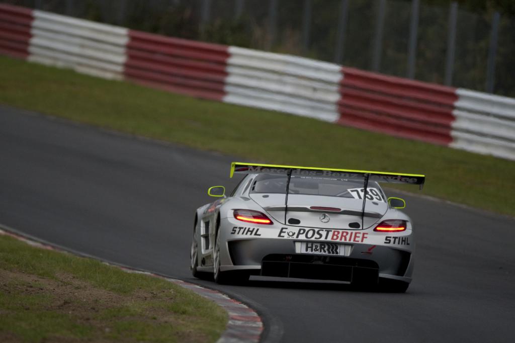 Mercedes-Benz SLS AMG GT3 beim 9. VLN-Lauf auf dem Nürburgring