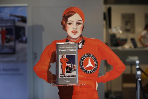 Mercedes-Benz wirbt mit Internetfilm für Classic-Öl