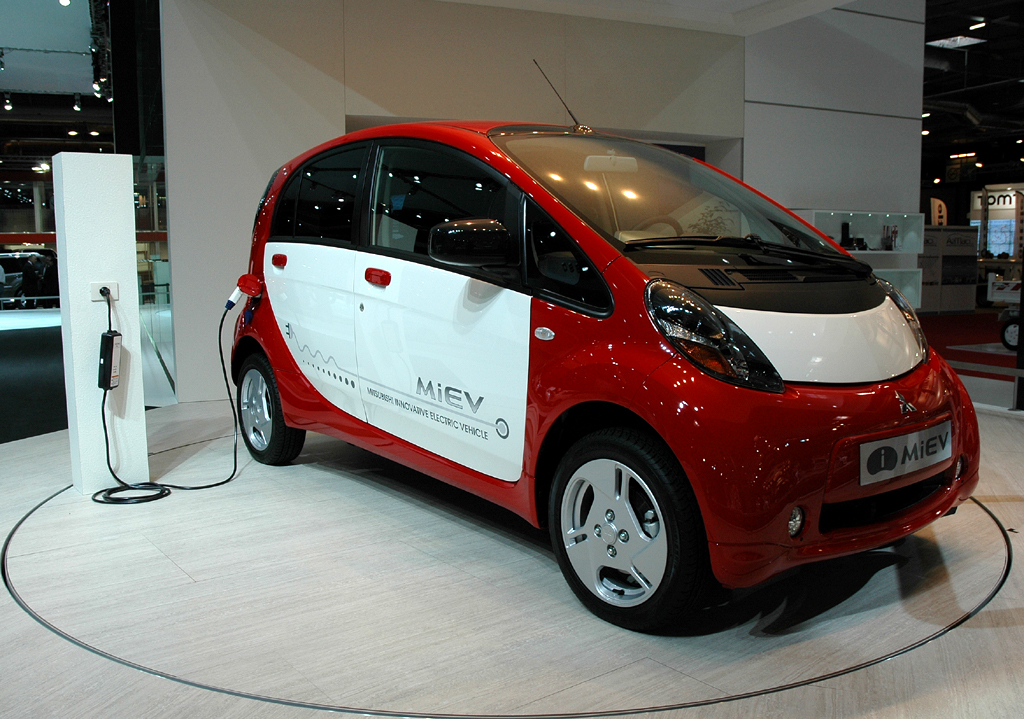 Mitsubishi-Stromer i-Miev, Basis für Citroën C-Zero und Peugeot iOn. 