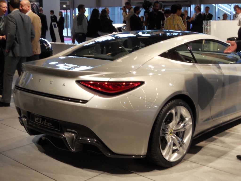 Paris 2010: Aufbruch bei Lotus