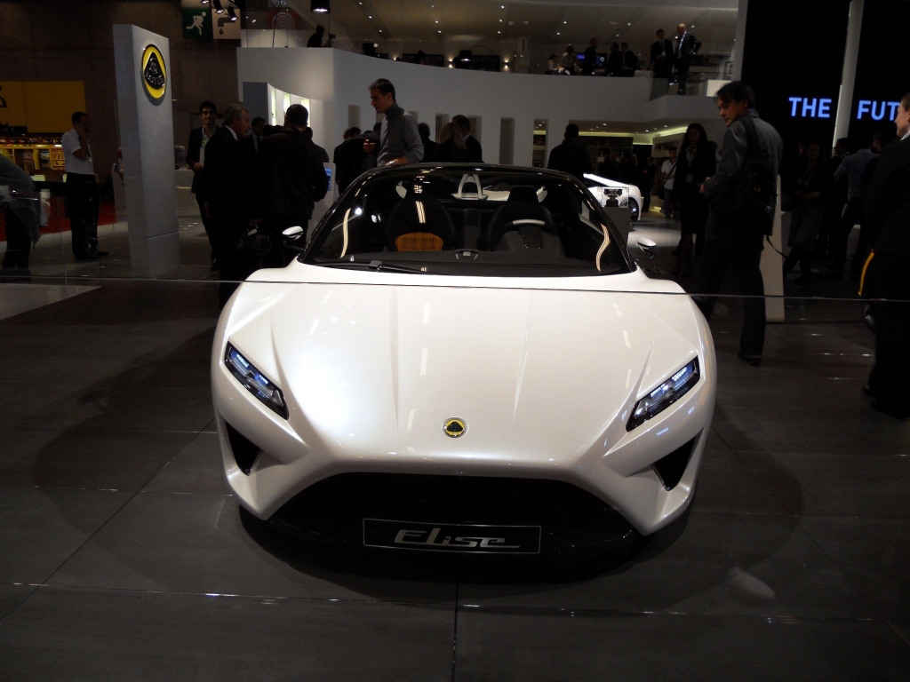 Paris 2010: Aufbruch bei Lotus