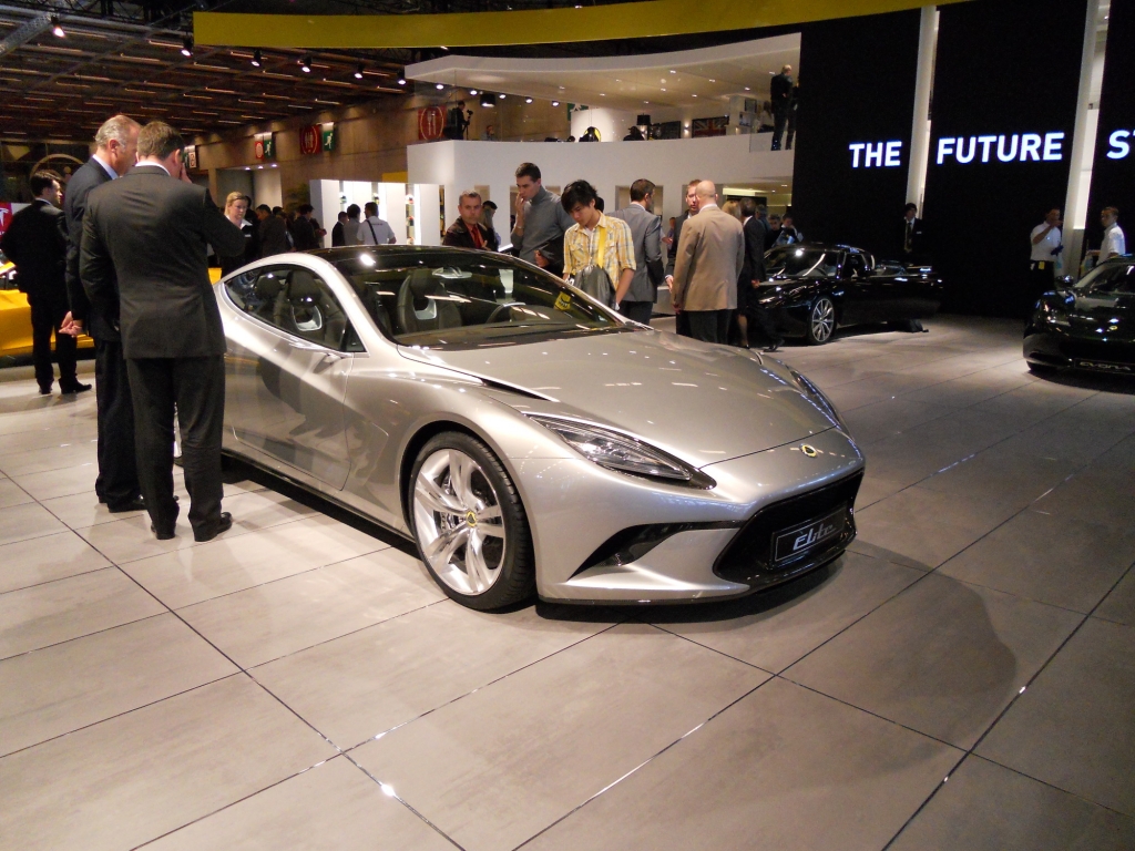Paris 2010: Aufbruch bei Lotus