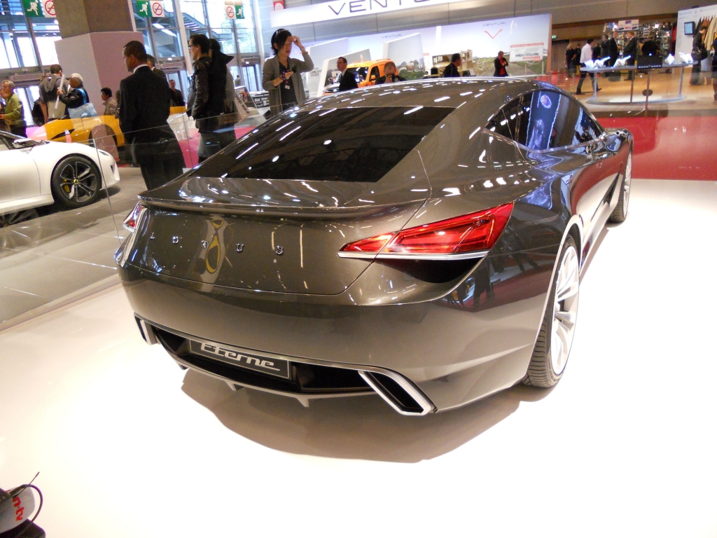 Paris 2010: Aufbruch bei Lotus
