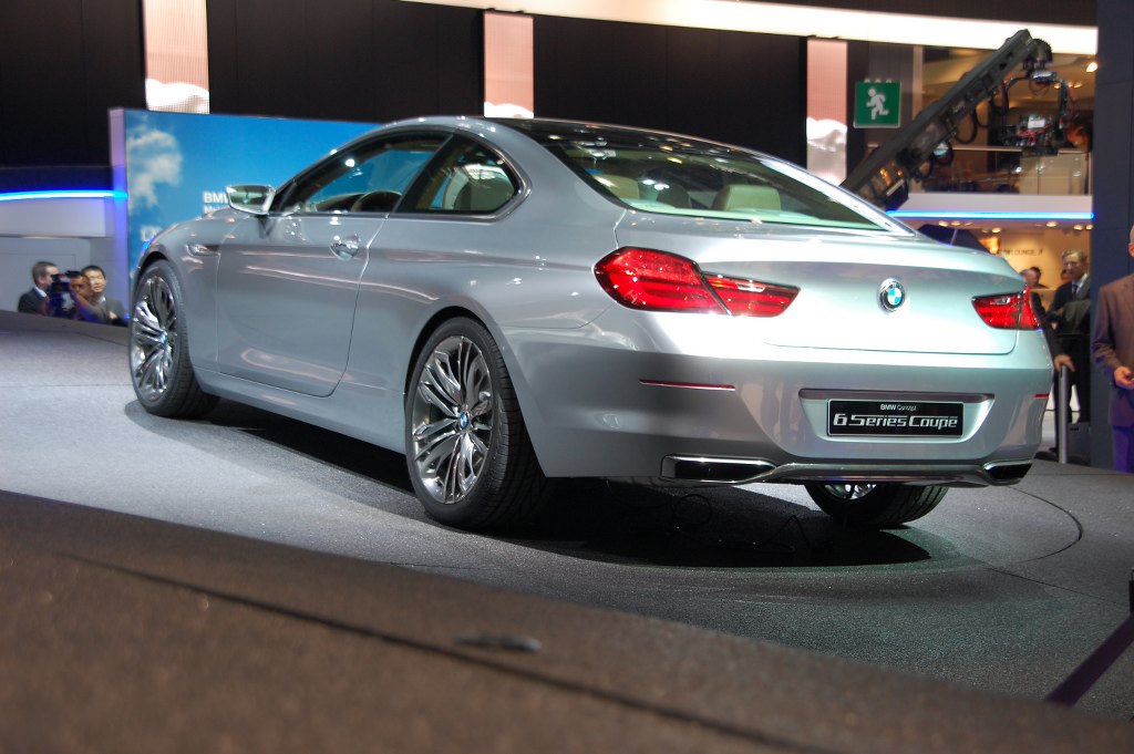 Paris 2010: BMW 6er Coupé Concept & BMW X3