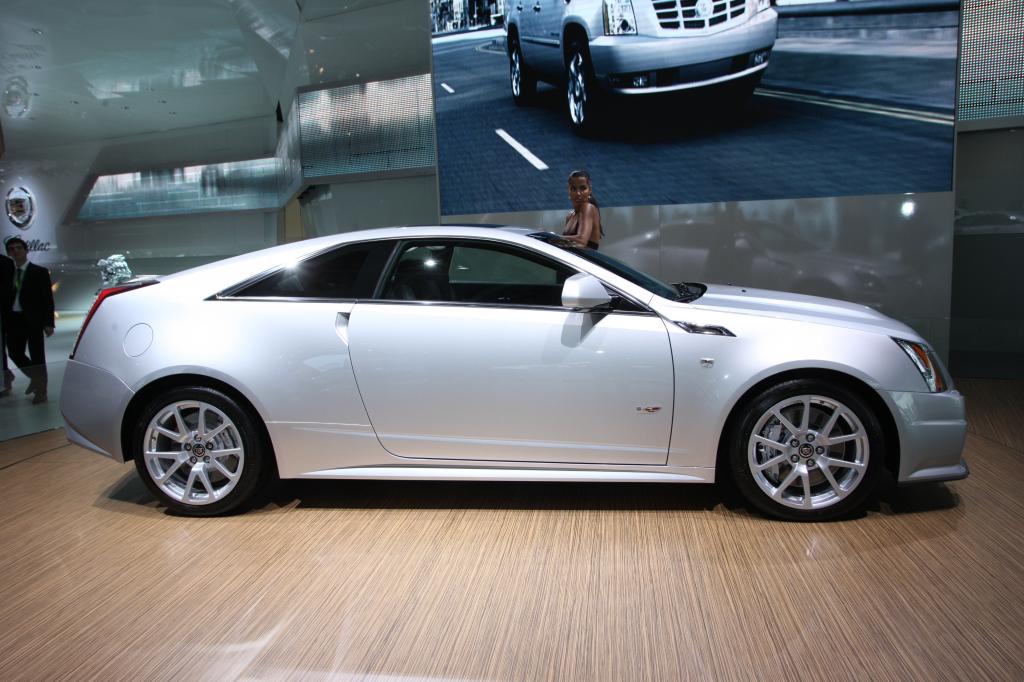 Paris 2010: Cadillac nimmt neuen Anlauf