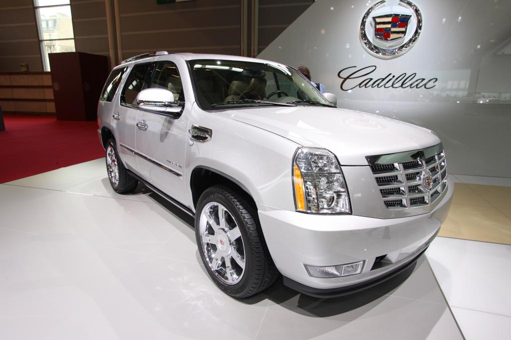 Paris 2010: Cadillac nimmt neuen Anlauf