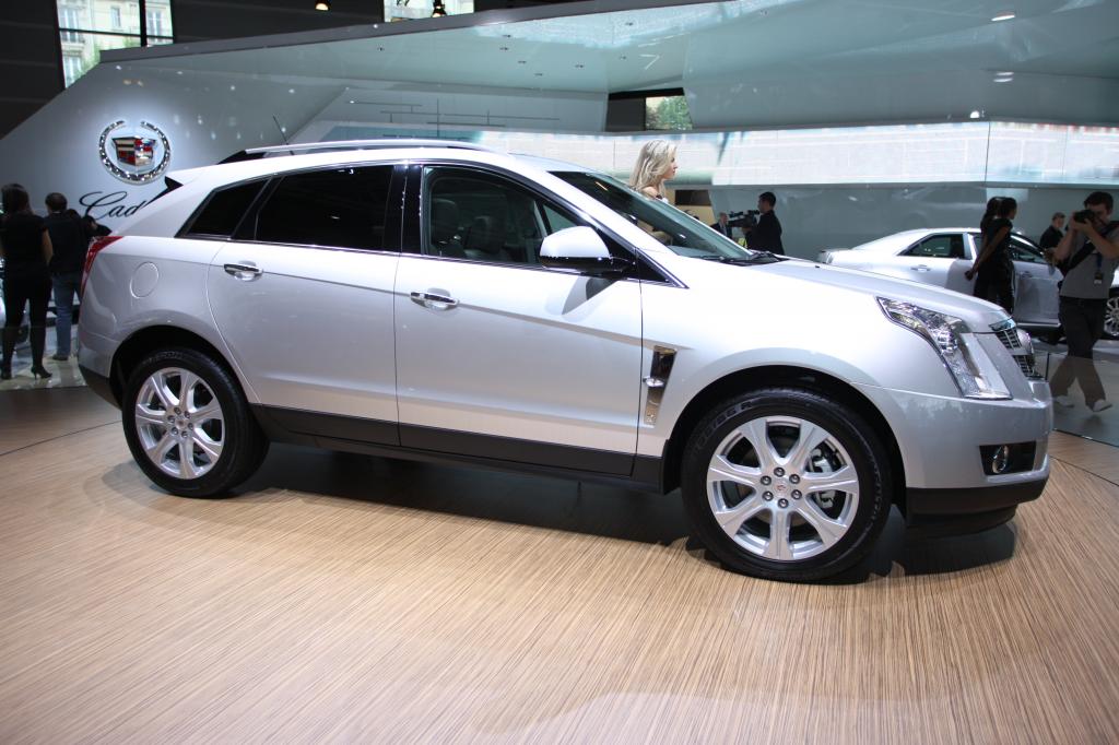 Paris 2010: Cadillac nimmt neuen Anlauf