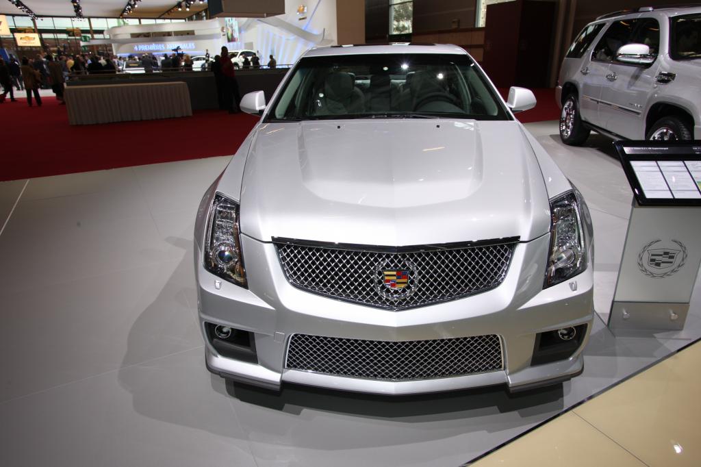Paris 2010: Cadillac nimmt neuen Anlauf