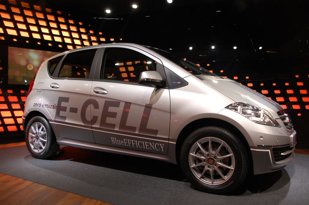 Paris 2010: Mercedes CLS, A-Klasse E-Cell und ein neuer Diesel