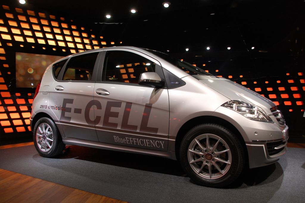 Paris 2010: Mercedes CLS, A-Klasse E-Cell und ein neuer Diesel