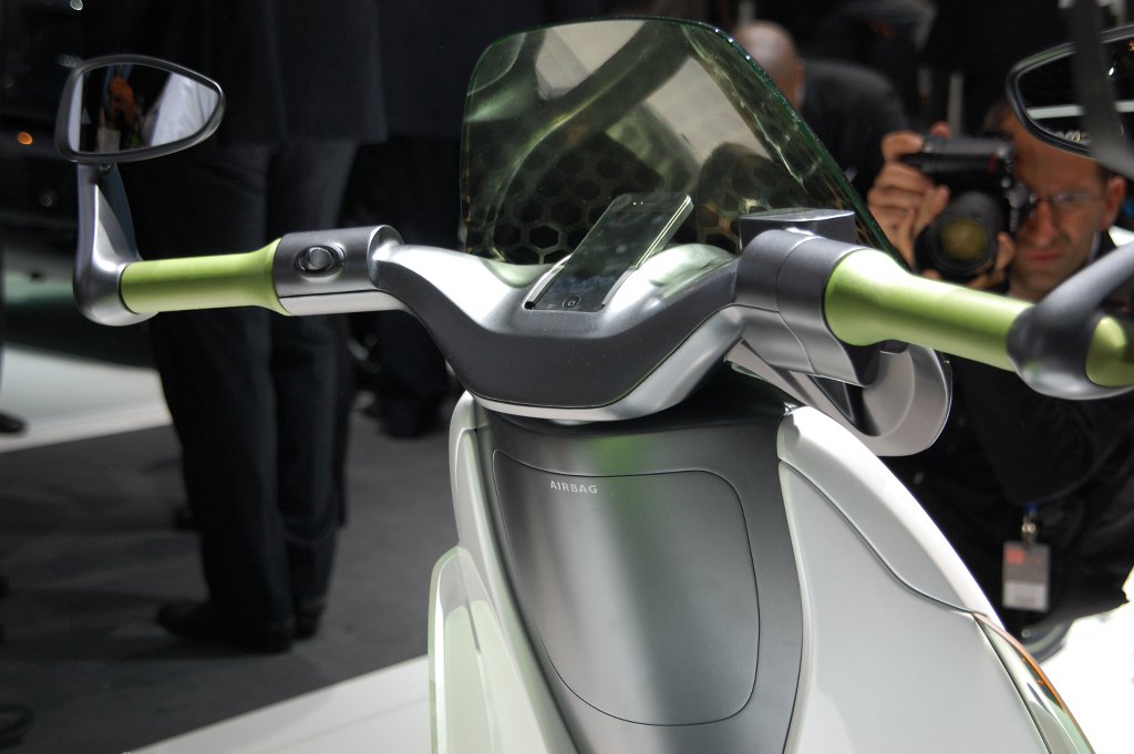 Paris 2010: Smart Elektro-Roller