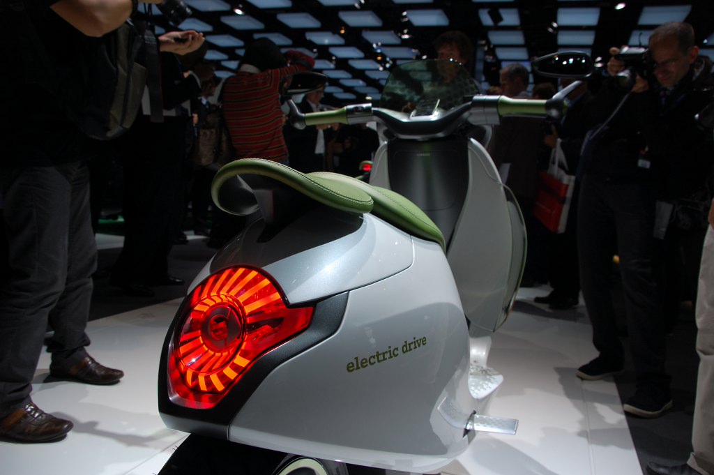 Paris 2010: Smart Elektro-Roller