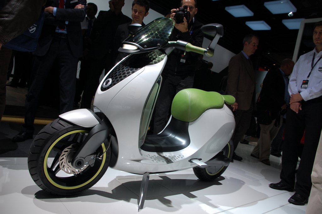 Paris 2010: Smart Elektro-Roller