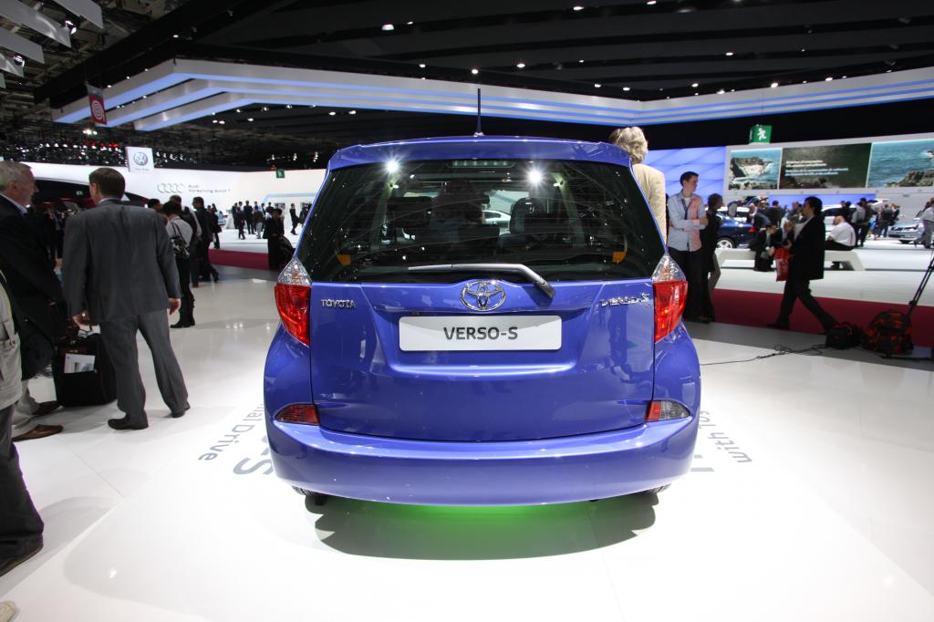 Paris 2010: Zwei Premieren bei Toyota
