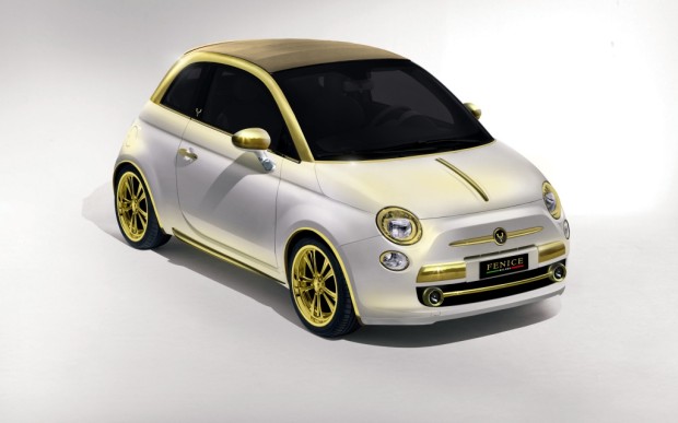 Quadratisch, praktisch, hochkarätig – der goldige Fiat 500 C von Fenice Milano