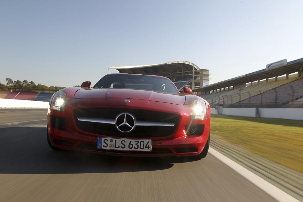 SLS meets GT5