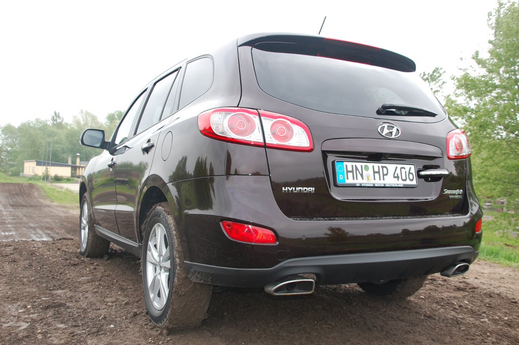 SUV-Duell Hyundai Santa Fe 2.2 CRDi 4WD vs. Kia Sorento 2.2 CRDi AWD: Koreanische Bruderschaft fürs Grobe