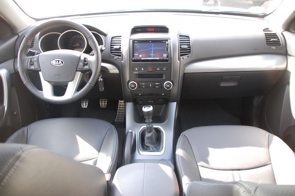 SUV-Duell Hyundai Santa Fe 2.2 CRDi 4WD vs. Kia Sorento 2.2 CRDi AWD: Koreanische Bruderschaft fürs Grobe