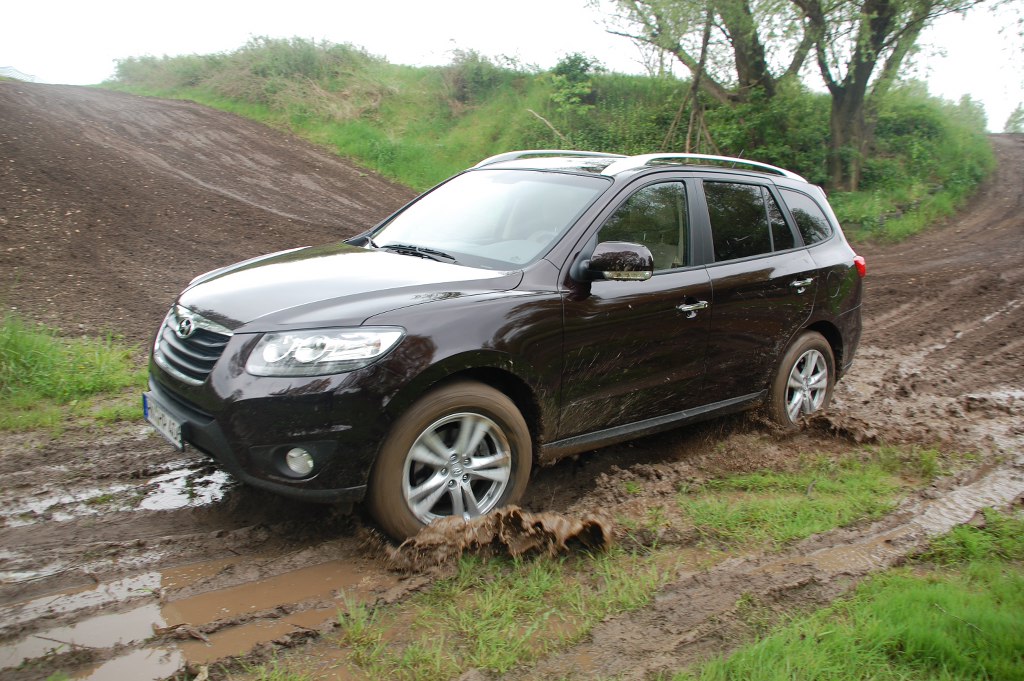 SUV-Duell Hyundai Santa Fe 2.2 CRDi 4WD vs. Kia Sorento 2.2 CRDi AWD: Koreanische Bruderschaft fürs Grobe