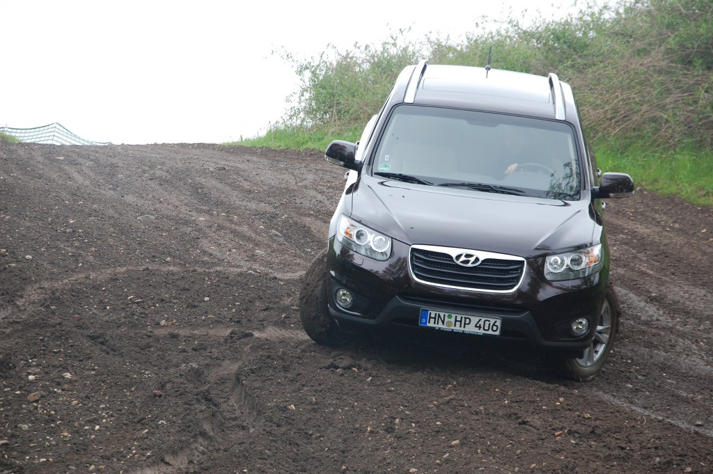 SUV-Duell Hyundai Santa Fe 2.2 CRDi 4WD vs. Kia Sorento 2.2 CRDi AWD: Koreanische Bruderschaft fürs Grobe