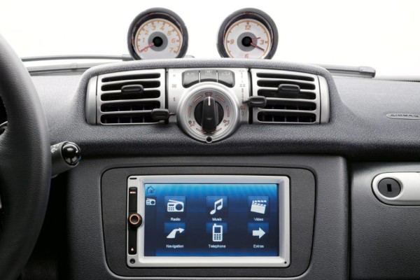 Smart: Navi mit Sprachsteuerung lieferbar 