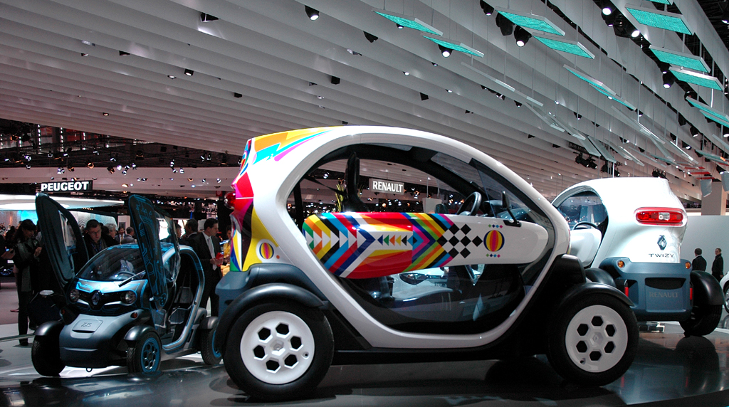 So bunt kann Elektromobilität sein: Renaults Twizzy-Stromer. 