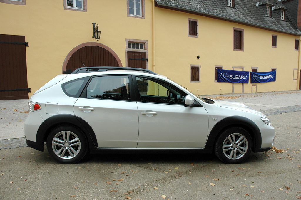 Subaru Impreza XV: Seitenansicht. 