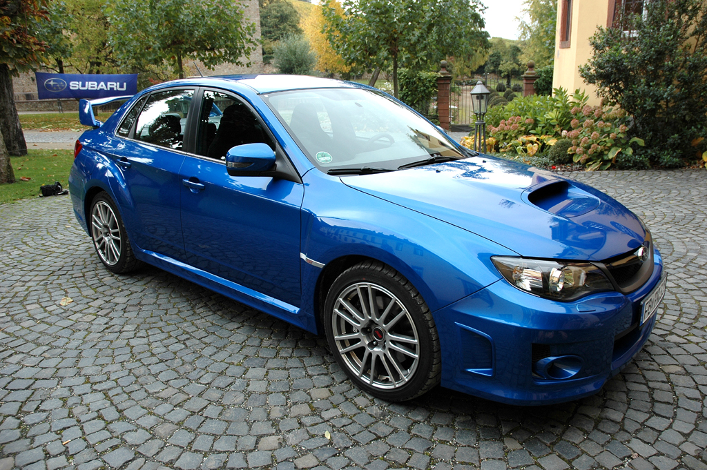 Subaru WRX STi: Der Kompaktrenner baut auf dem Impreza auf. 