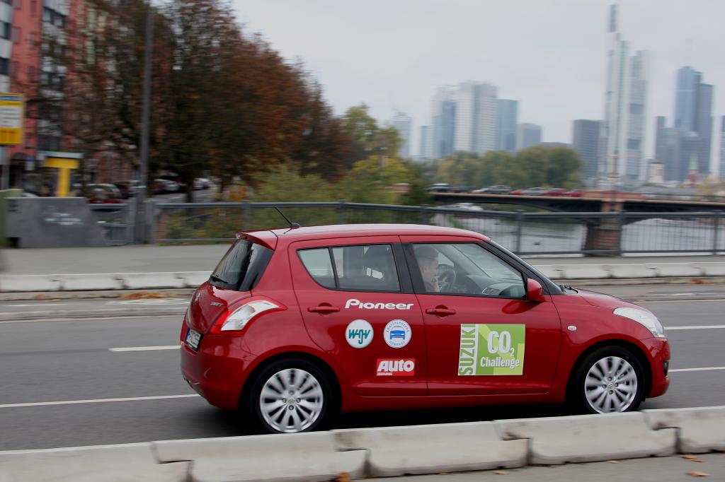 Suzuki Swift: Nur 87 Gramm CO2 bei Testtour durch Frankfurt