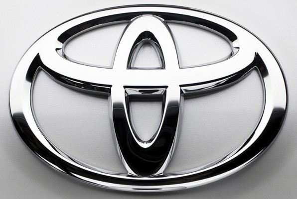 Toyota entwickelt Biokunststoff für Innenraumkomponenten