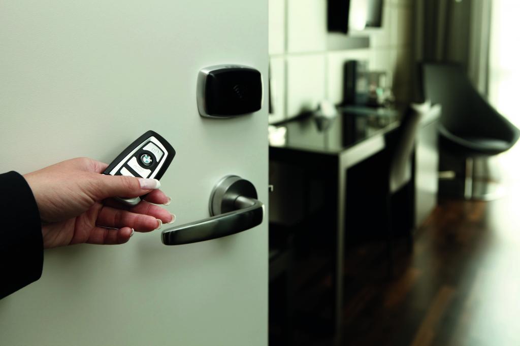 Und selbst das Hotelzimmer könnte mit dem Autoschlüssel geöffnet werden