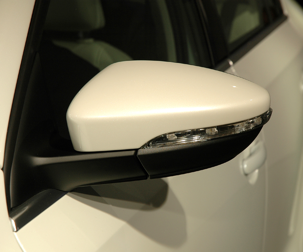 VW Jetta: In die Außenspiegel sind Blinkerleisten integriert. 