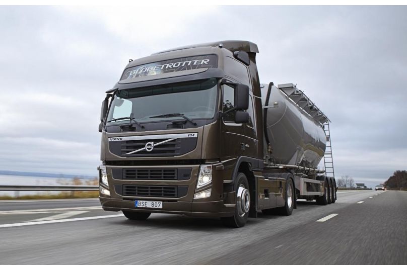 Volvo Trucks erhöht Auslieferungen im August 2010