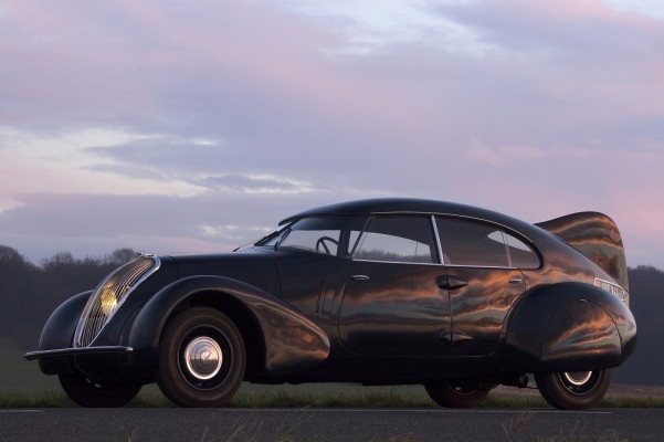 Vor 75 Jahren revolutionierte der 402 das Peugeot-Design