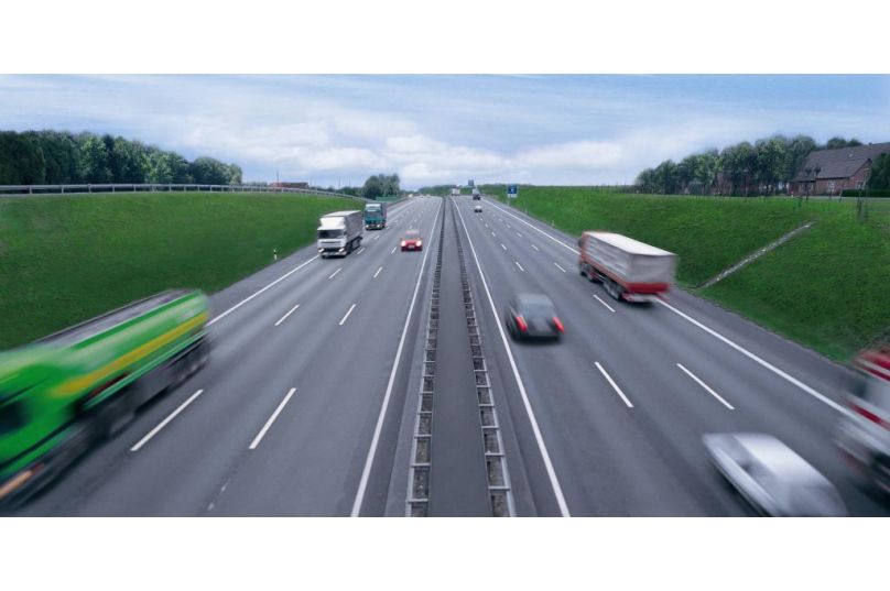 ADAC: Tankstellen an der Autobahn kassieren ab
