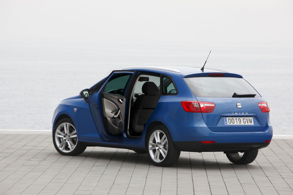 Als Kleinwagen bietet der Seat erstaunlich viel Platz