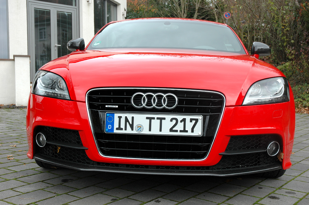 Audi TT: Blick auf die Frontpartie. 
