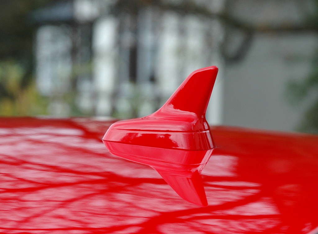 Audi TT: Die Haifischflossen-Antenne sitzt auf dem Dach. 